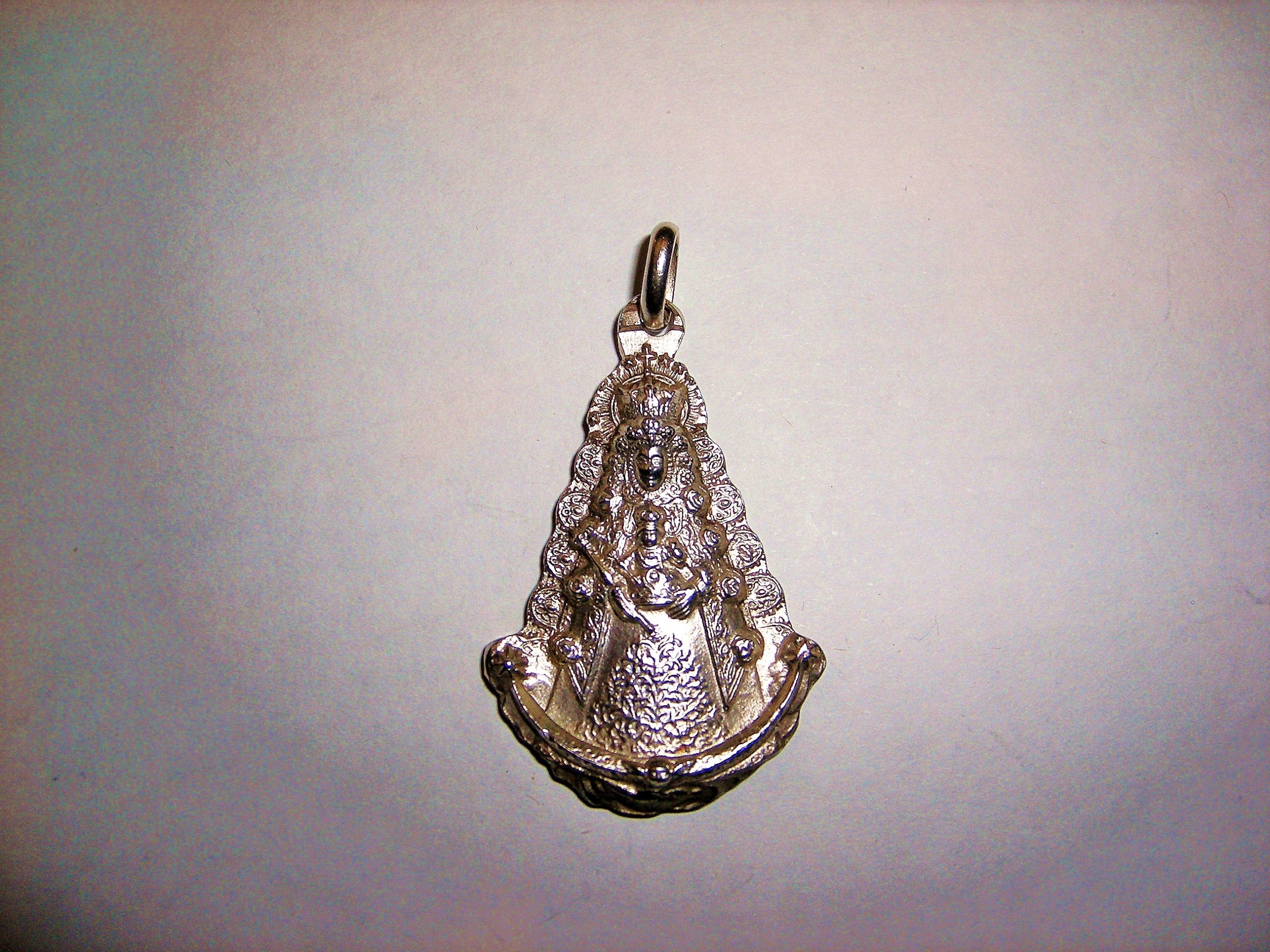 MEDALLA VIRGEN DEL ROCIO PLATA - SILUETA