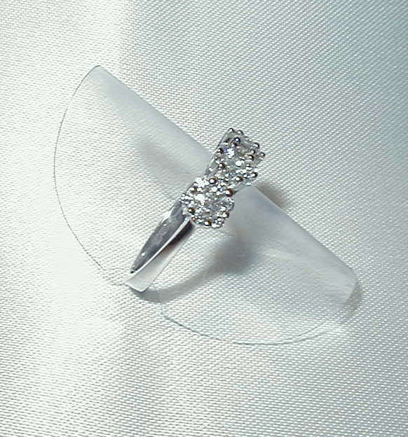 Joyas oro blanco ANILLO DIAMANTES, TRESILLO ROSETAS - Image 3